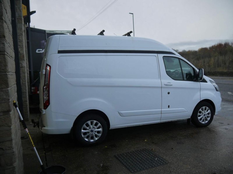 FORD TRANSIT CUSTOM