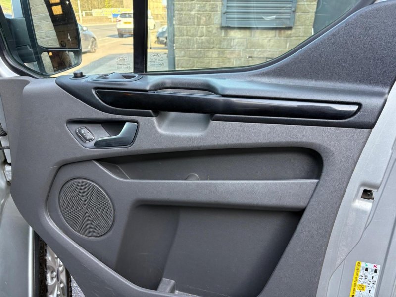 FORD TRANSIT CUSTOM