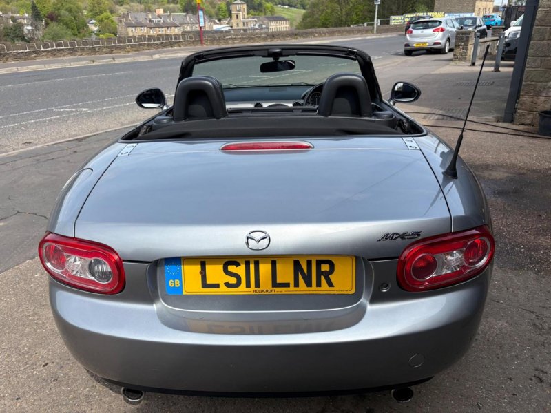MAZDA MX-5