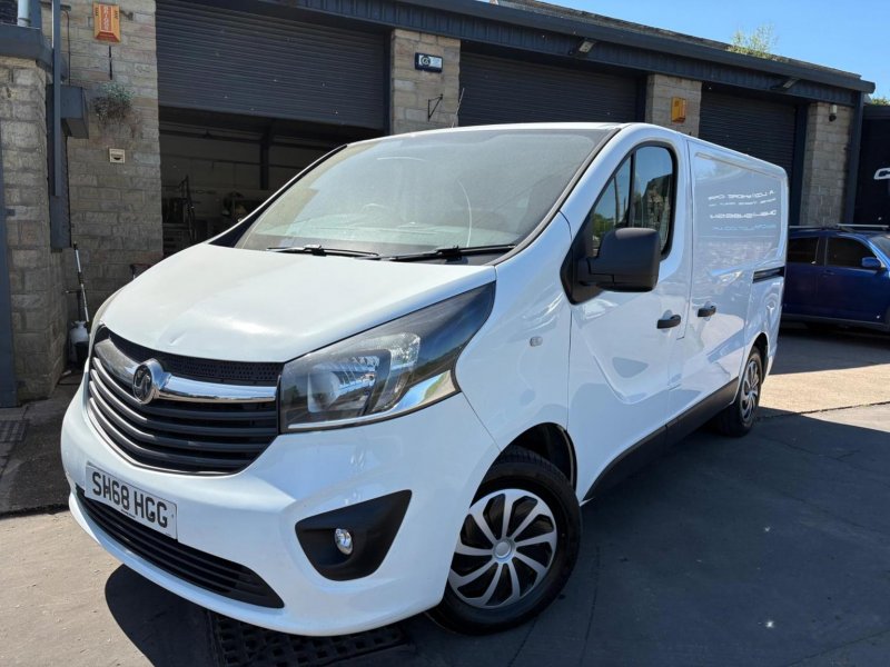 VAUXHALL VIVARO