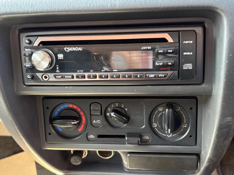 MAZDA B2500