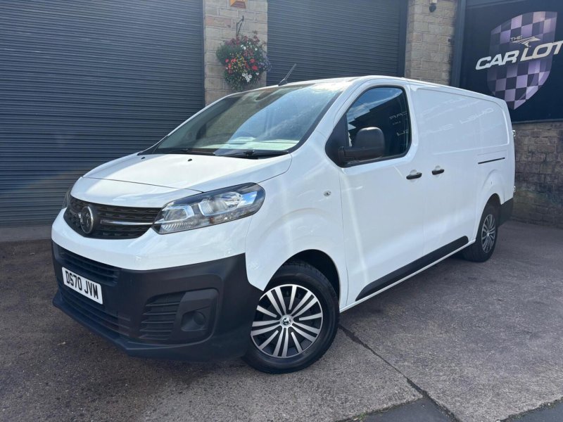 VAUXHALL VIVARO
