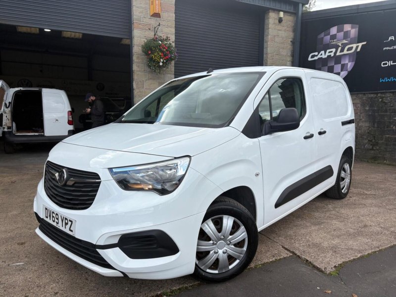 VAUXHALL COMBO